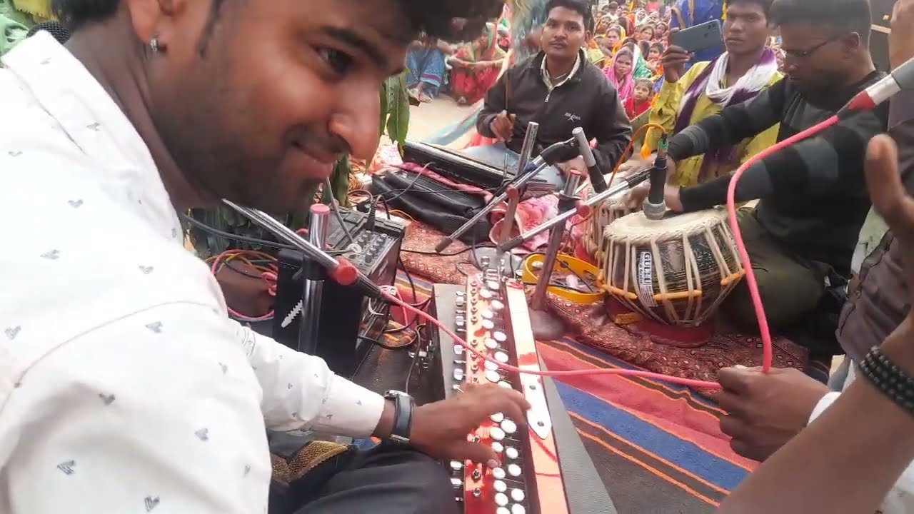 Niwa adhikar hai gondi song, ram satta Bhajan pratiyogita gram SONPATHAR.// Sanju yaduvanshi singer