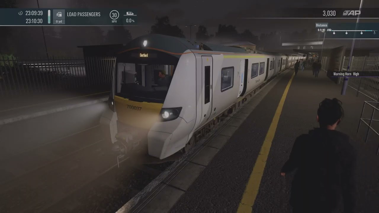 Late Night Class 700 Service to Dartford from Rainham - Southeastern High Speed TSW5