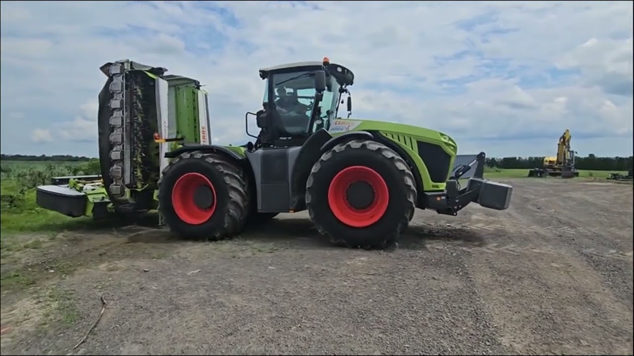 2018 CLAAS XERION 4000 For Sale