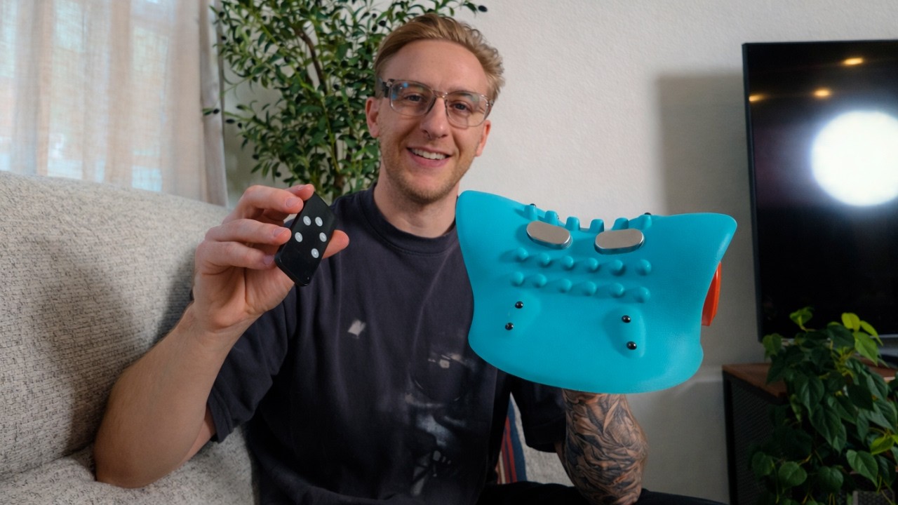 Portable Neck Stretcher with Remote Control – Demo