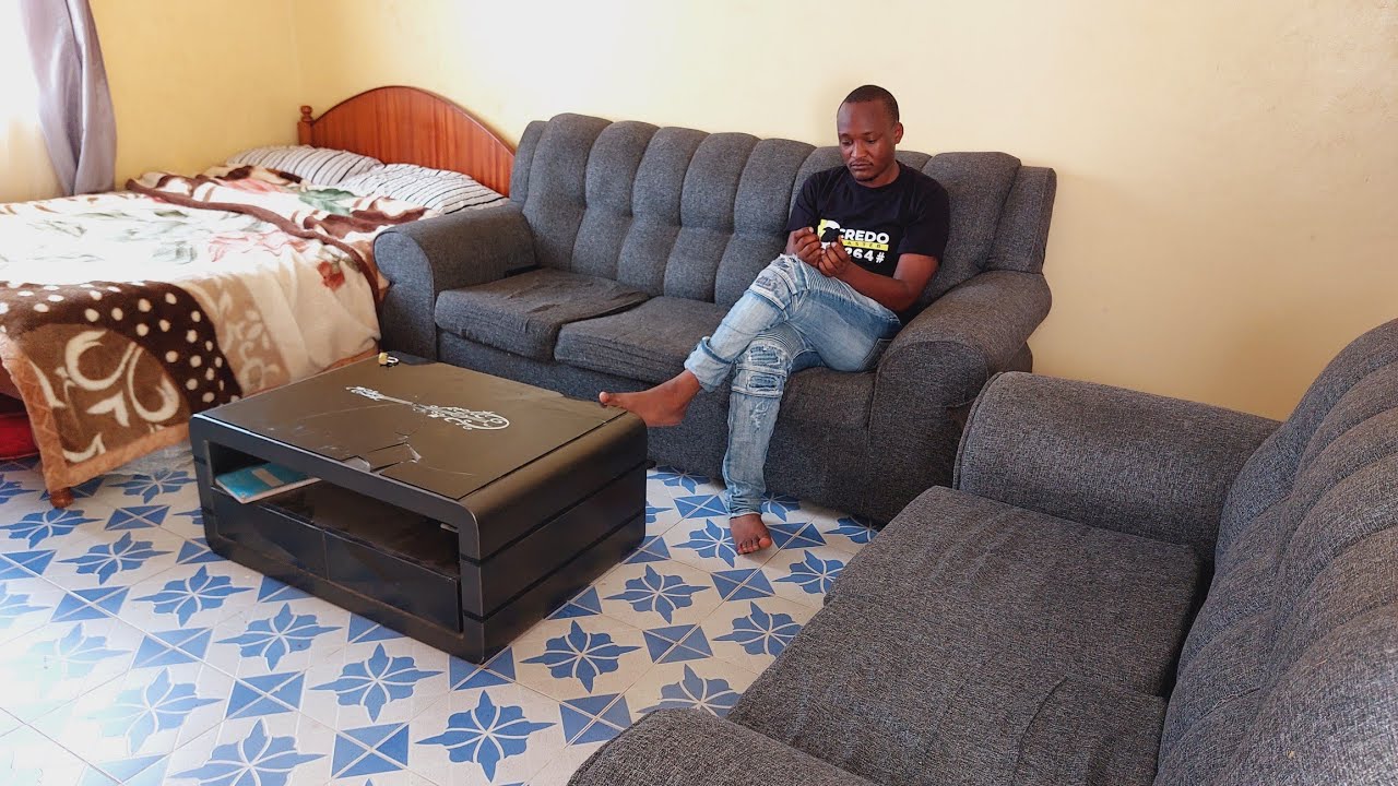 BEDSITTER HOUSE TOUR IN DONHOLM PHASE 8,NEAR GREENSPAN MALL FOR 8,000.