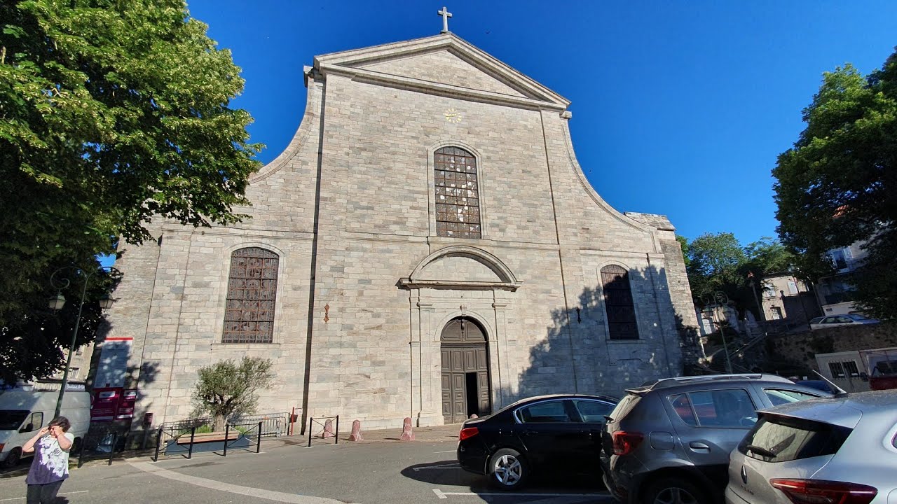 Cathédrale de Saint Pons de Thomieres, dans l'hérault.