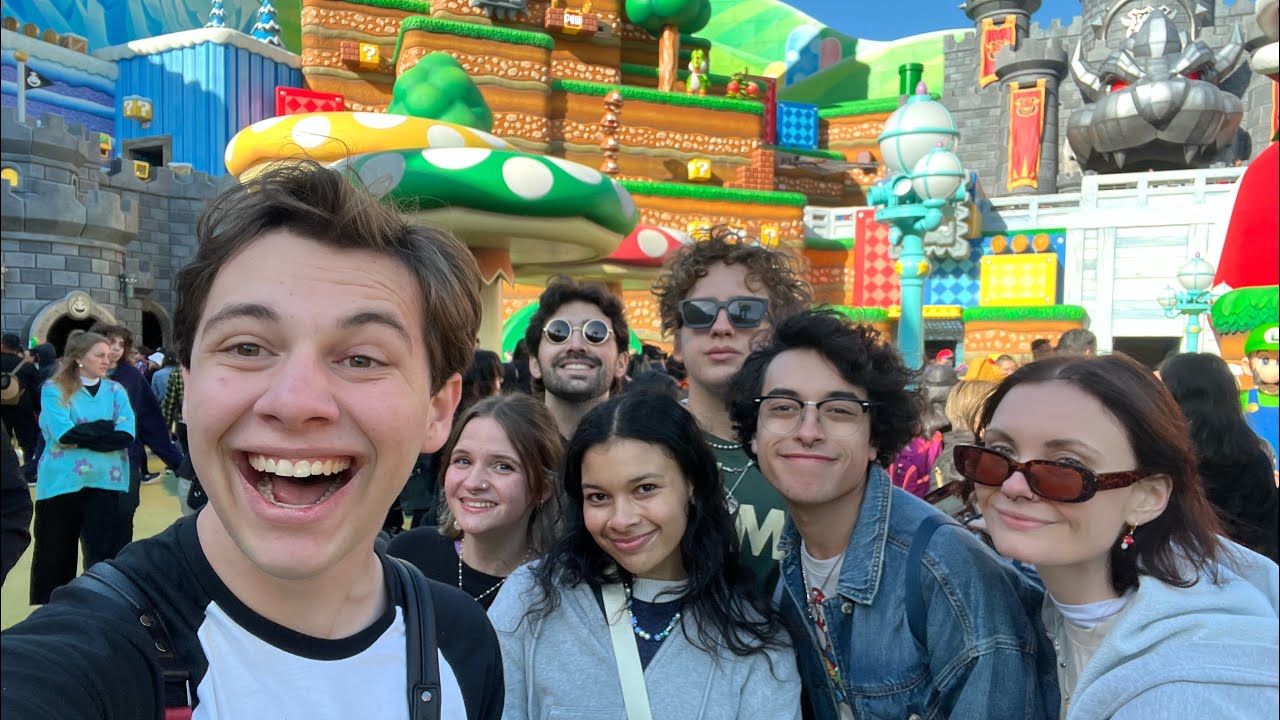 The Gang Goes To Universal Studios Hollywood