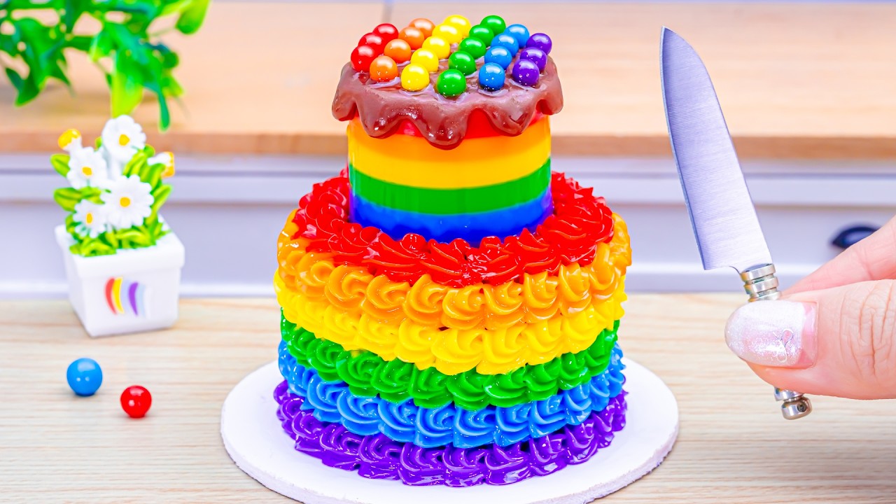 Mini Rainbow Buttercream Cake Recipe With Chocolate 🌈  Satisfying Mini Rainbow Cake Decorating & DIY