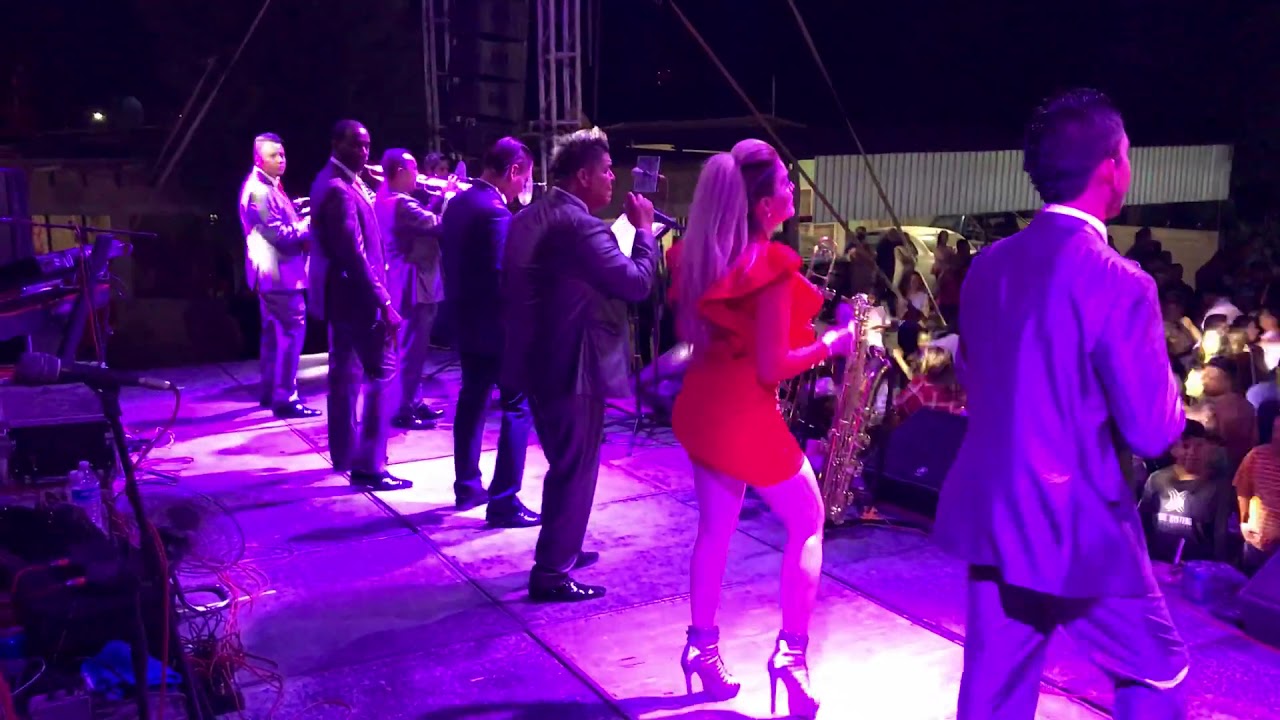 Mi Barrio Colombiano | Esta Cobardía [en vivo]