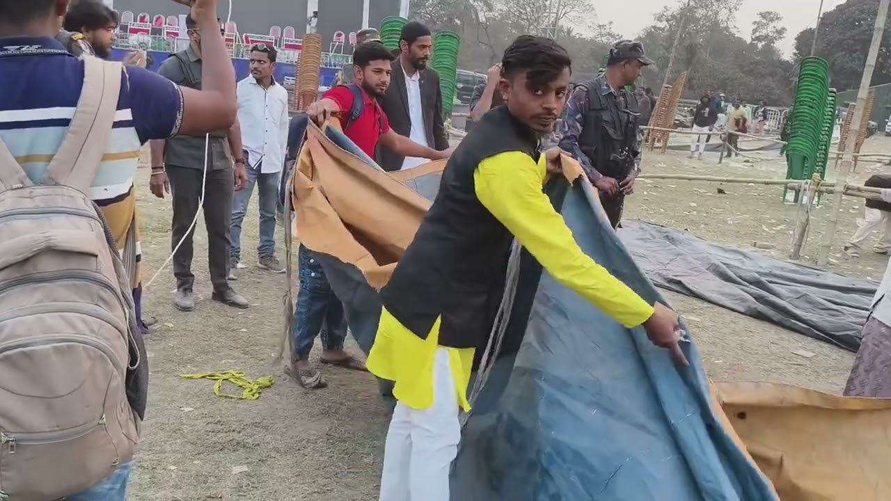 বিধায়ক নওসাদ সিদ্দিকী ২১ জানুয়ারি অধিকার মহাসমাবেশ প্রোগ্রাম শেষে শহীদ মিনার মাঠ পরিস্কার করলেন 