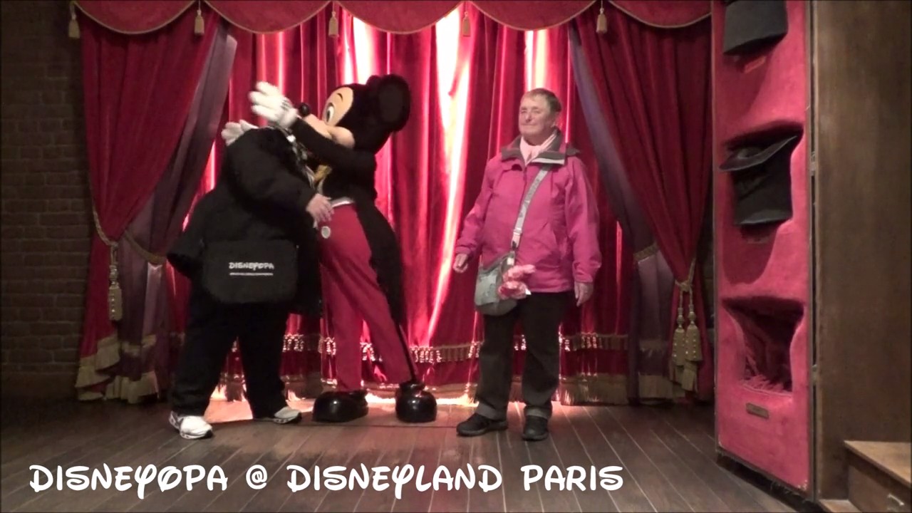 Disneyland Paris Mickey Mouse Meet Mickey DisneyOpa Magic Moments Charactermeeting