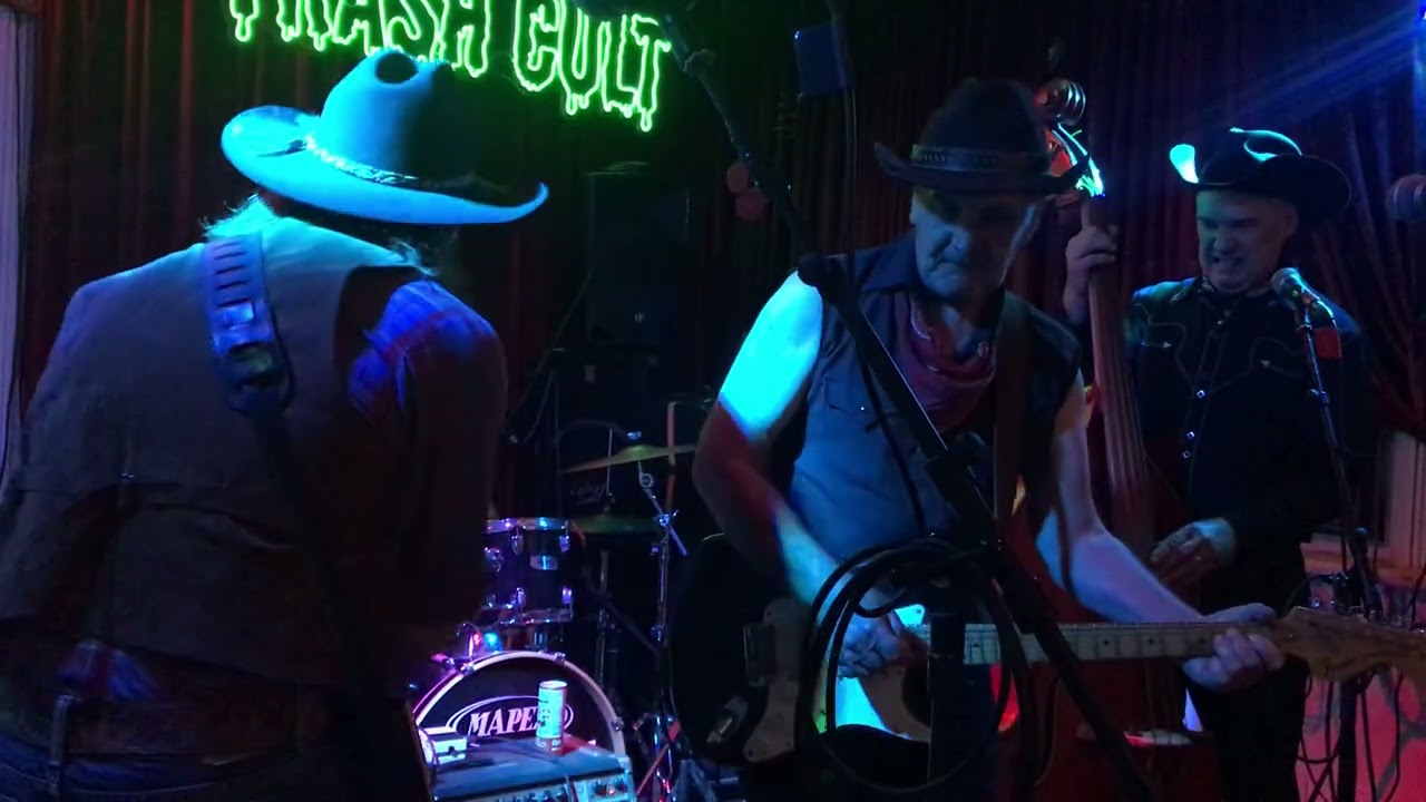 DEAD CLAMPETS - Bad Little Woman -@Trash Cult, Bendigo. - 16/1/2026