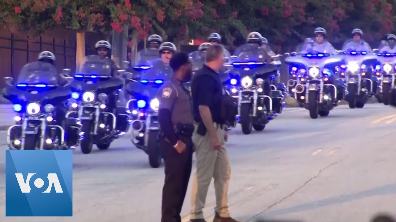Trump Arrives at Atlanta Jail to Surrender | VOA News