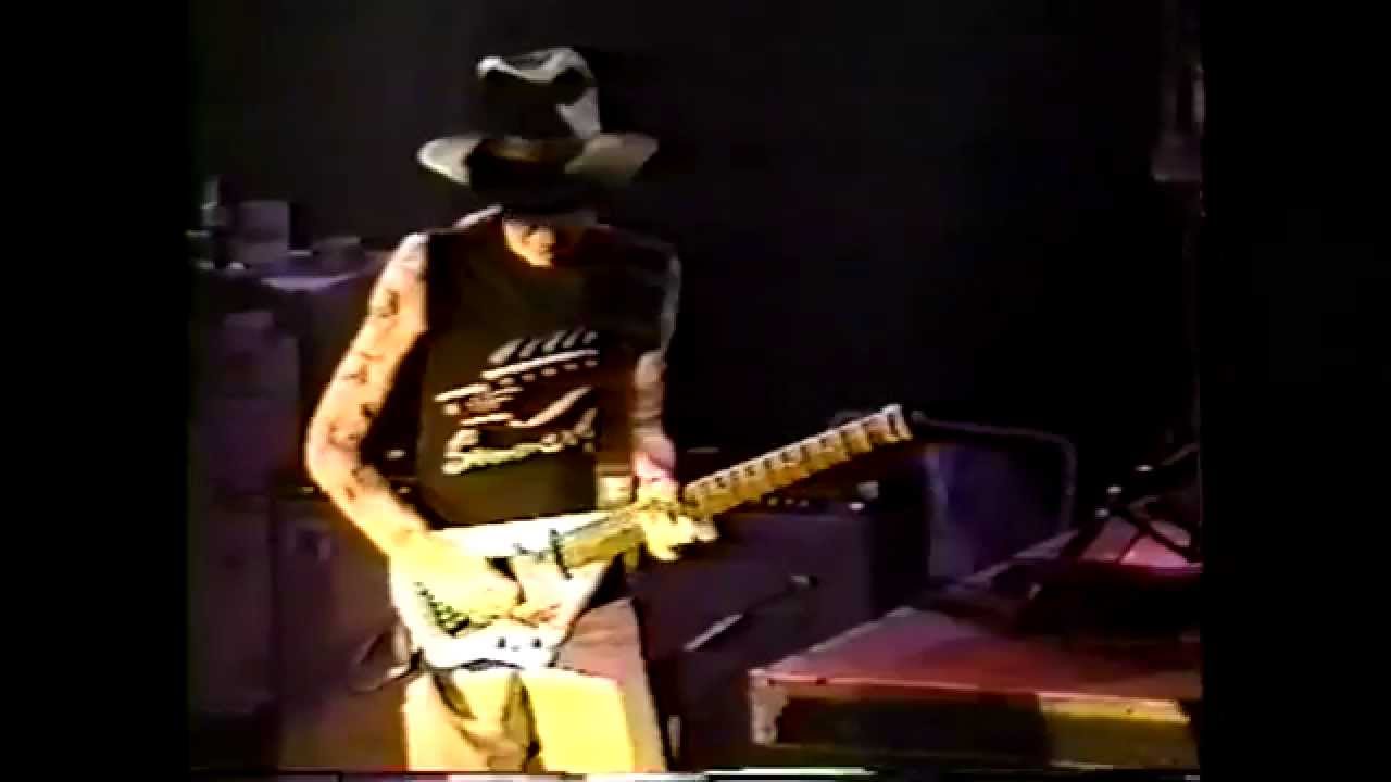 Johnny Winter - Got My Brand On You Live @ Hammerjack's in Baltimore on 12-19-1992!