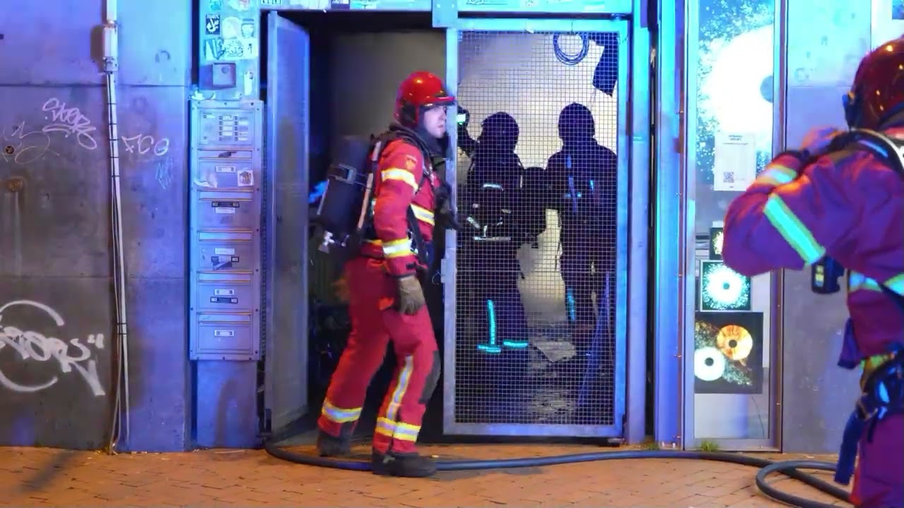 Brandgang in lichterlaaie bij de Vismarkt