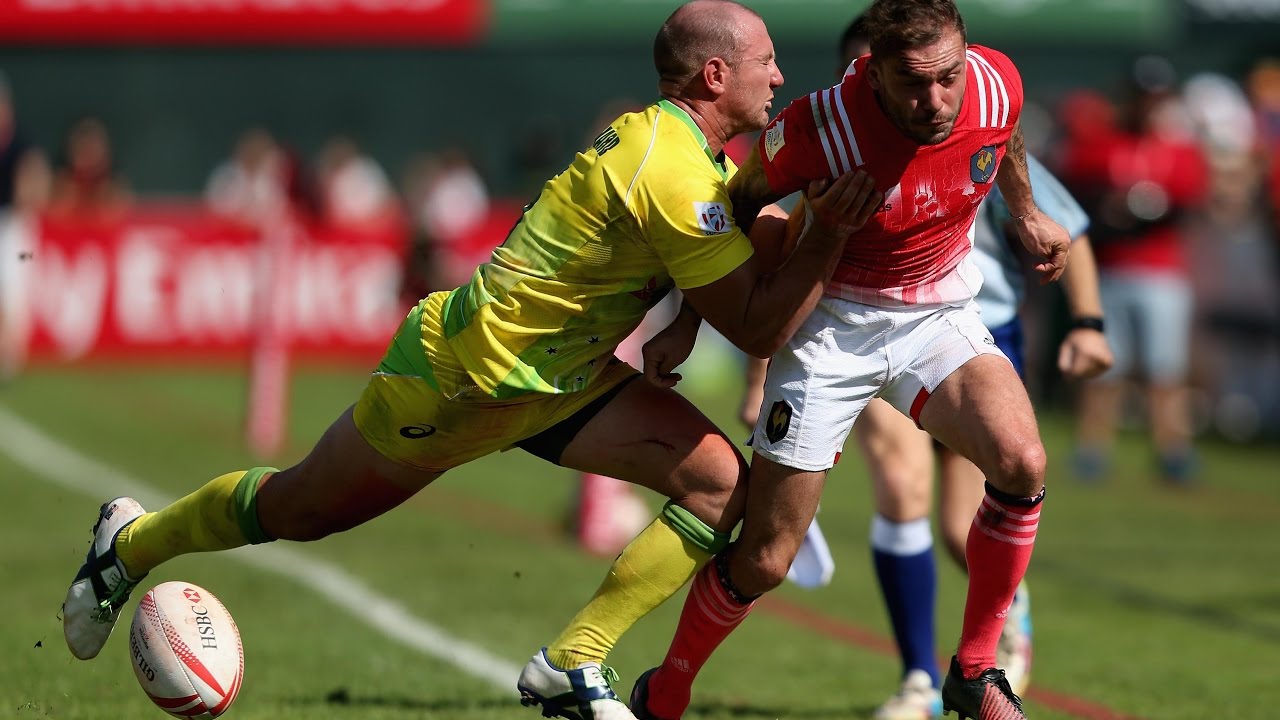 Terry Bouhraoua scores his 100th try on the world series!