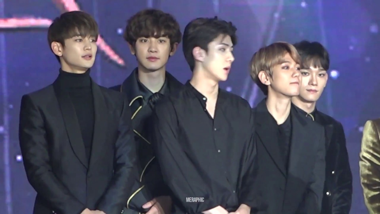 170114 sebaek moments