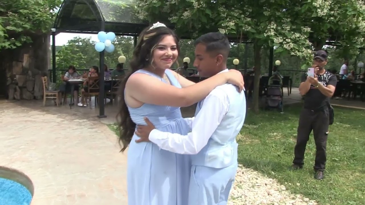 Абитуриентски бал Кирчо Кочев гр. Средец - 2 част