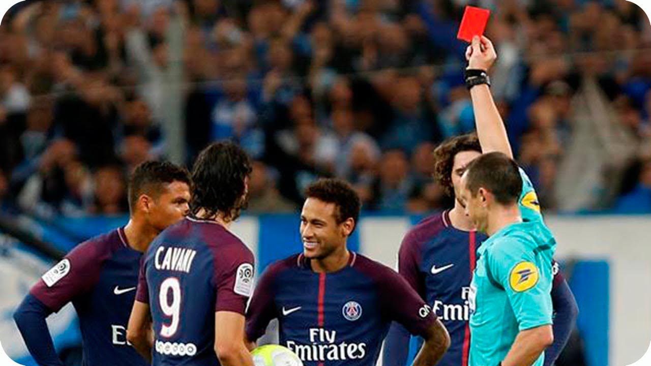 Neymar Se Burla del Árbitro