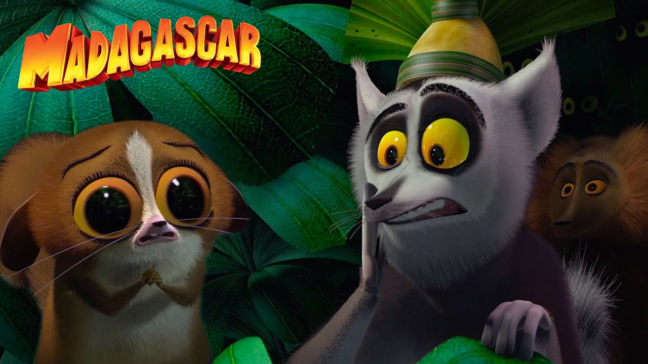 Meeting King Julien! ✨ 🌴 | Madagascar | Full Clip | Animal Friends