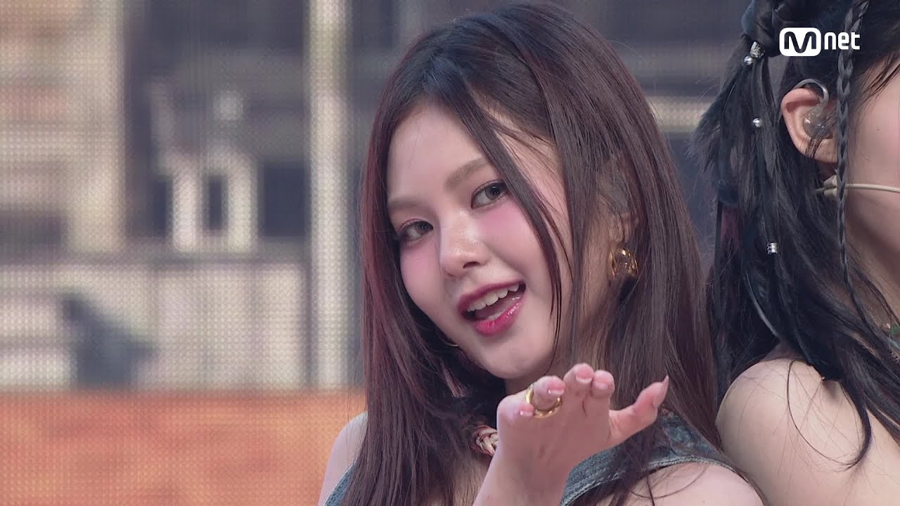 키라스 (KIIRAS) - KILL MA BO$$ #엠카운트다운 EP.891 | Mnet 250605 방송