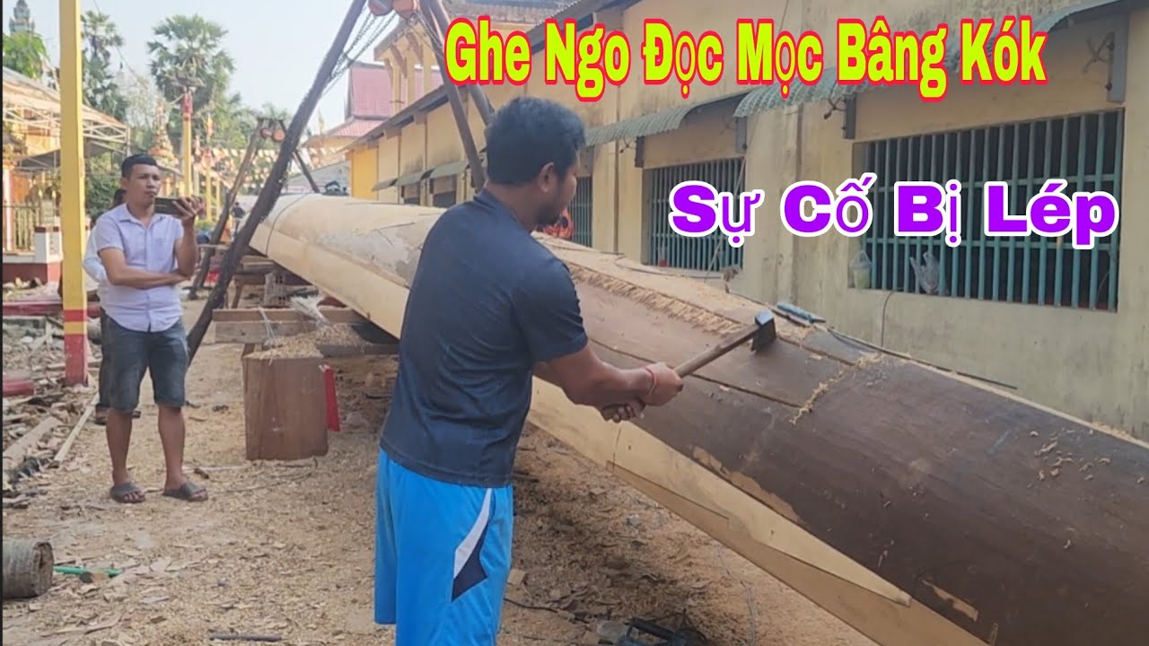 Ghe Ngo Đọc Mọc Bâng Kók Sự Cố Thợ Đang Khắc Phục
