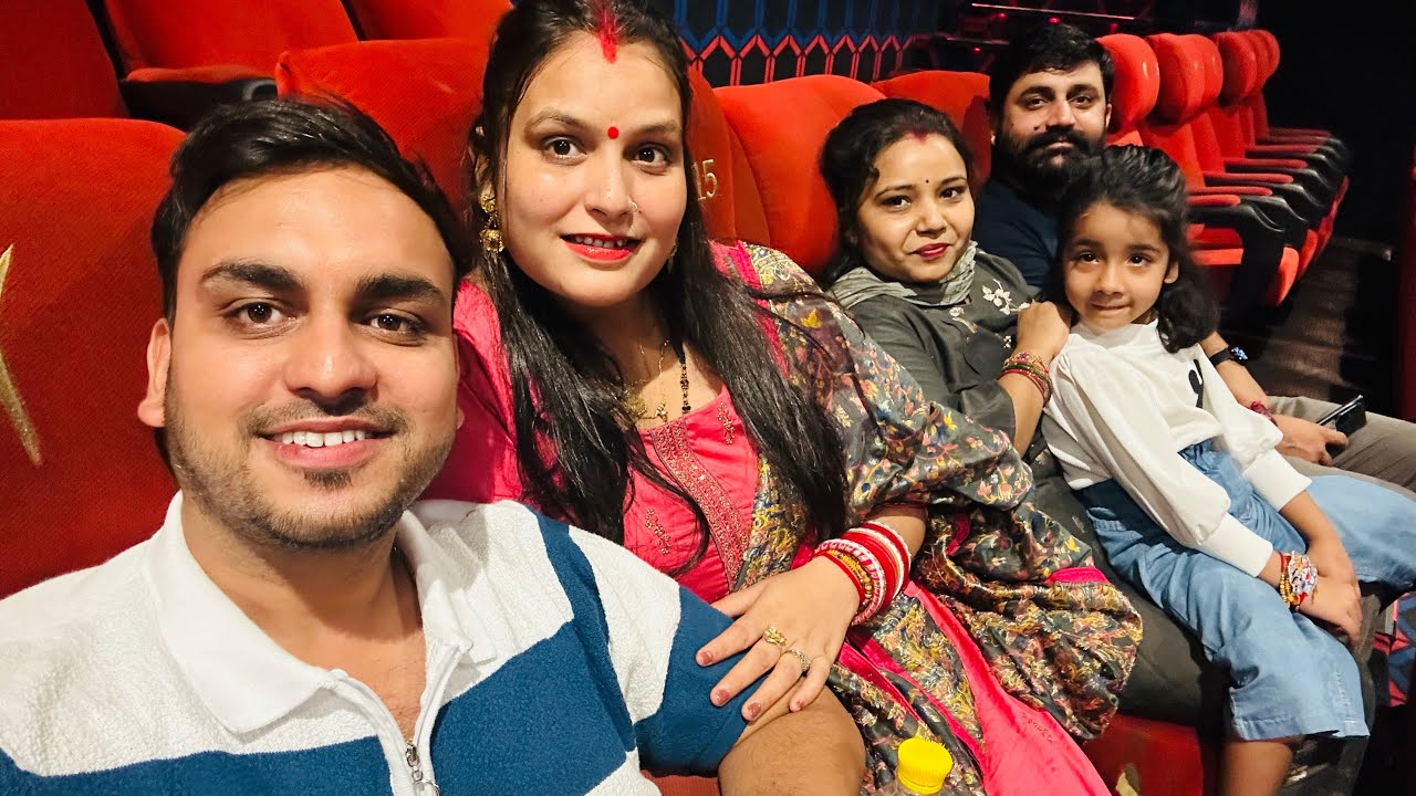 Movie Time Miglani Moradabad 🍿 Stree 2 movie theatre Reaction Reviews  | Krish Moradabad vlog