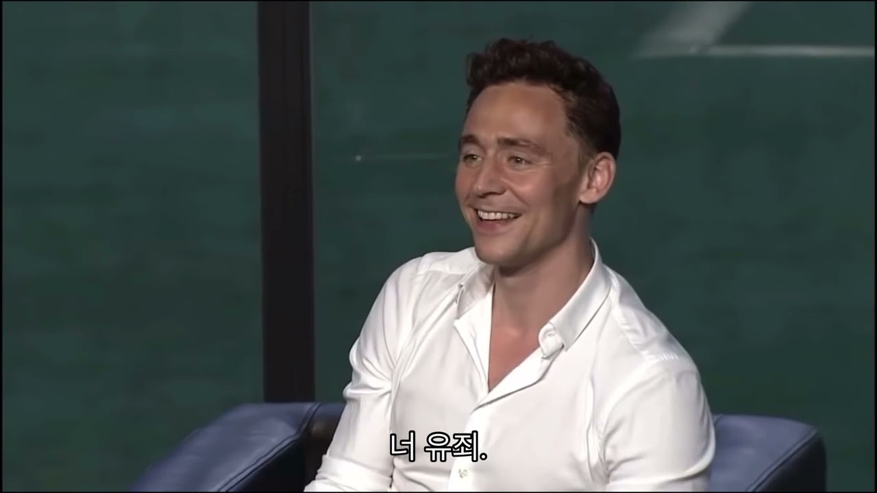 톰 히들스턴의 확실한 팬 서비스