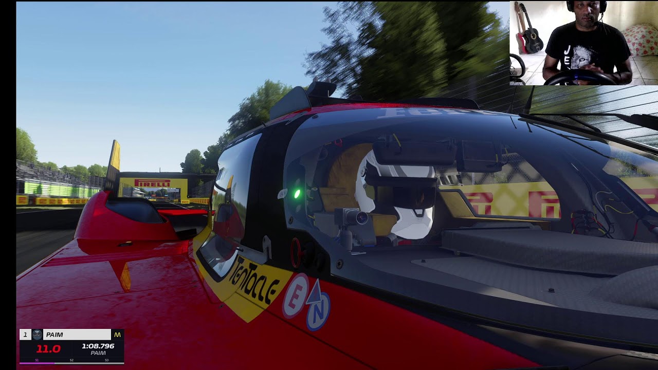 Testando Ferrari 499p