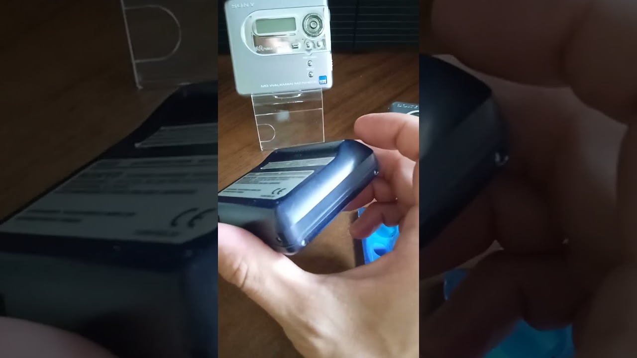 Hi-MD Sony Walkman MZ-NH600