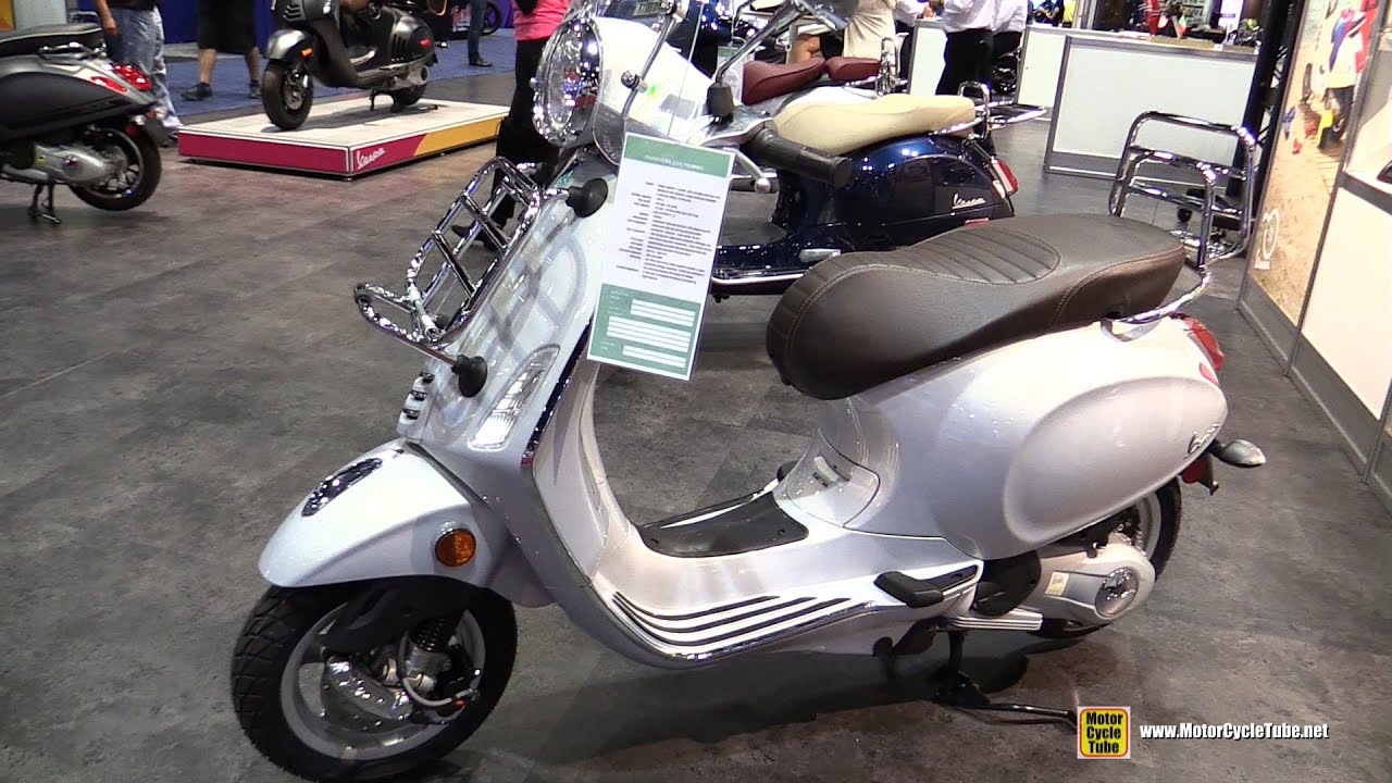 2017 Vespa Primavera 150 Touring - Walkaround - 2016 AIMExpo Orlando