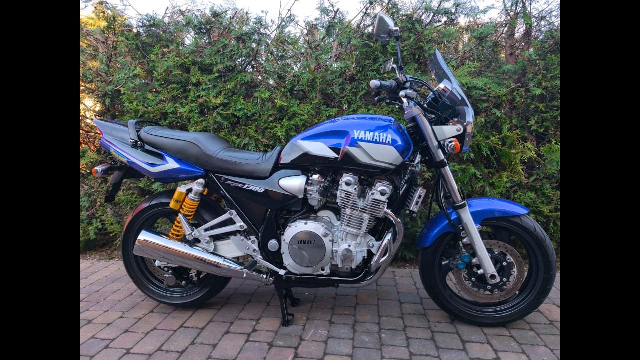 Yamaha XJR 1300 SP.  Model 2000 r , rej 2001 tylko 32 tyś km!! TUV ! Jeden właściciel z Niemiec!!