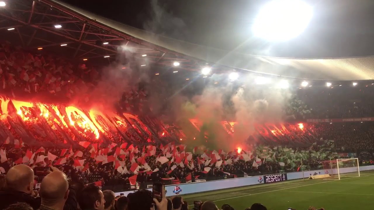 Opkomst / sfeeractie Bekerklassieker 27-02-19 Feyenoord - 020