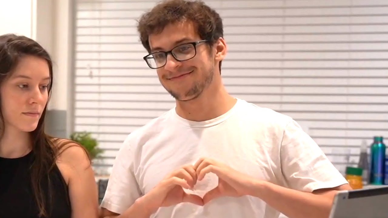 PointCrow shares his opinion on parasocial relationships.