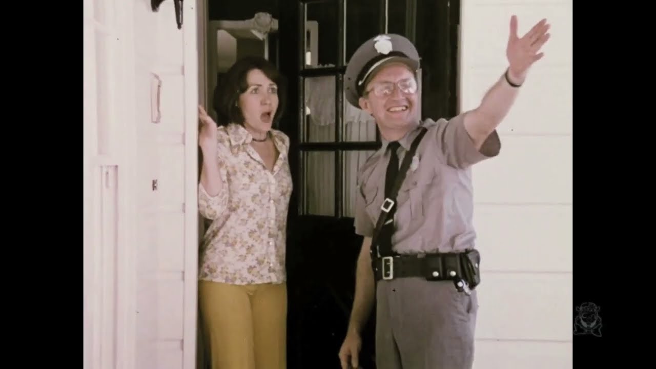 commercial CHUCK WAGON ('76) - another Win Your Dog's Weight In Gold in 4K!