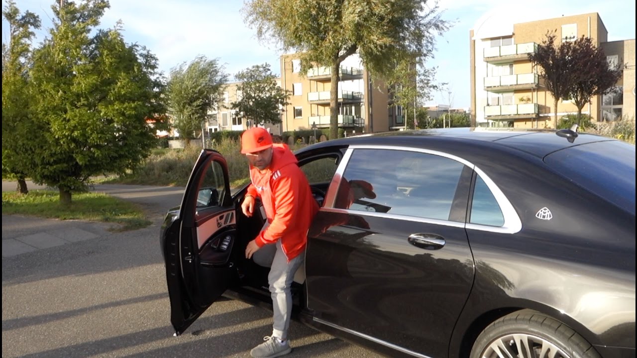 LIJPE KOMT MET FEITEN, HAKIM ZIYECH DOE DANNN! - HANNIHANNA #VLOG50