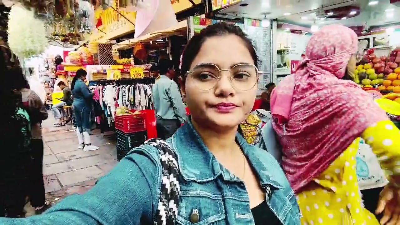 Market me itni sari chije😐🤨🤔