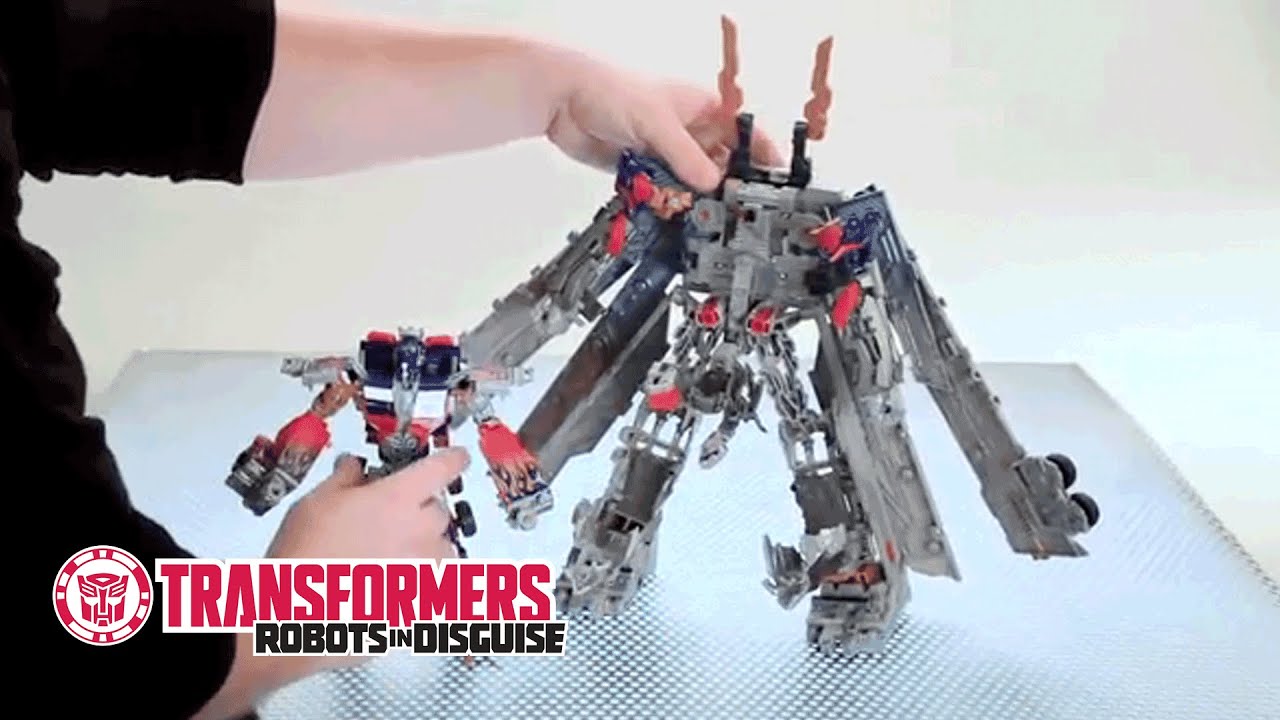 Transformers - Optimus Prime MechTech - Vehicle to Robot Instructional Video | Transformers Official