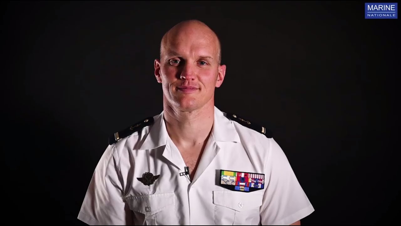 Présentation du premier maître Hartz, skipper de la Marine nationale