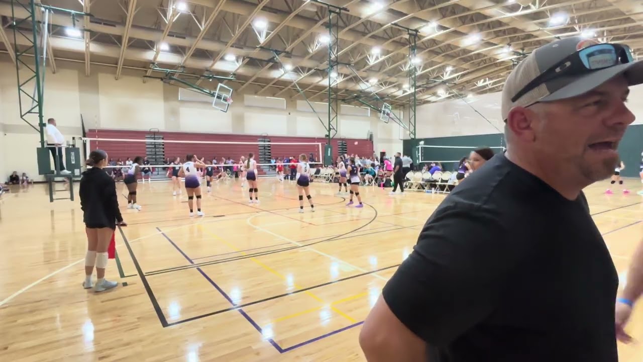 South vs. Elite 18u Set 1—- #8 Shaylen Starr