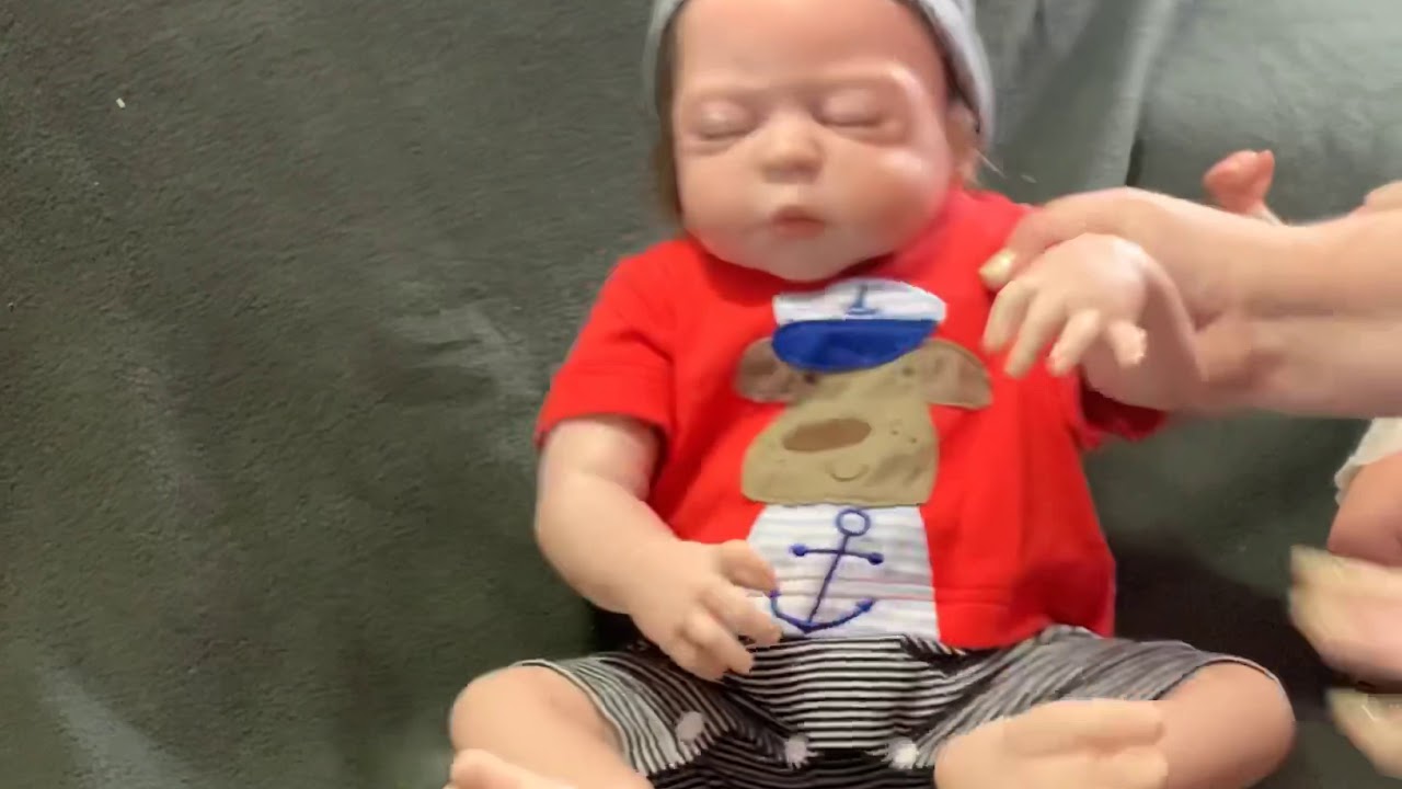 How to spot a scam reborn baby