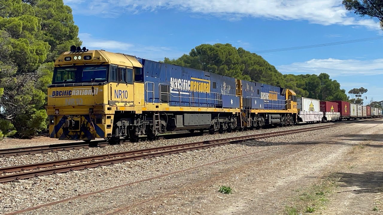 5PM5 pacific national intermodal through coomandook 15/3/26