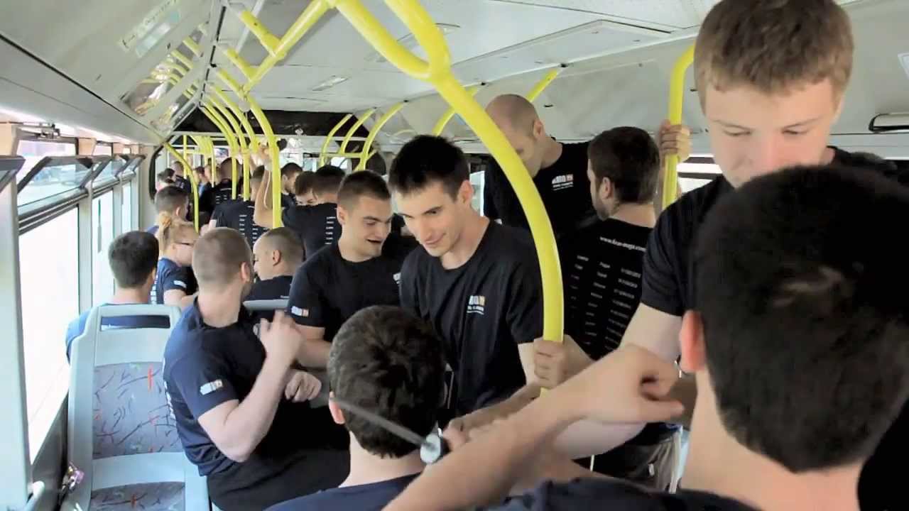 Krav Maga trening u Autobusu