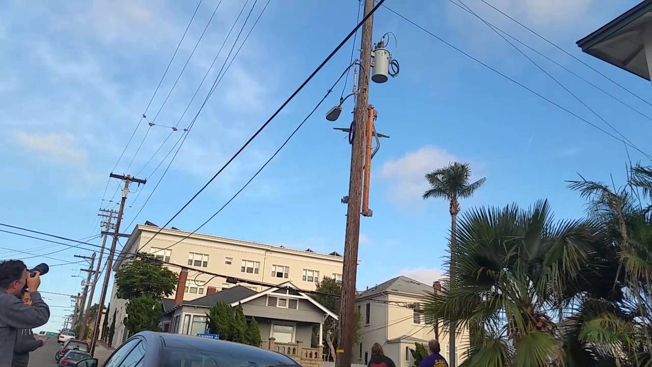 747 Landing in San Diego
