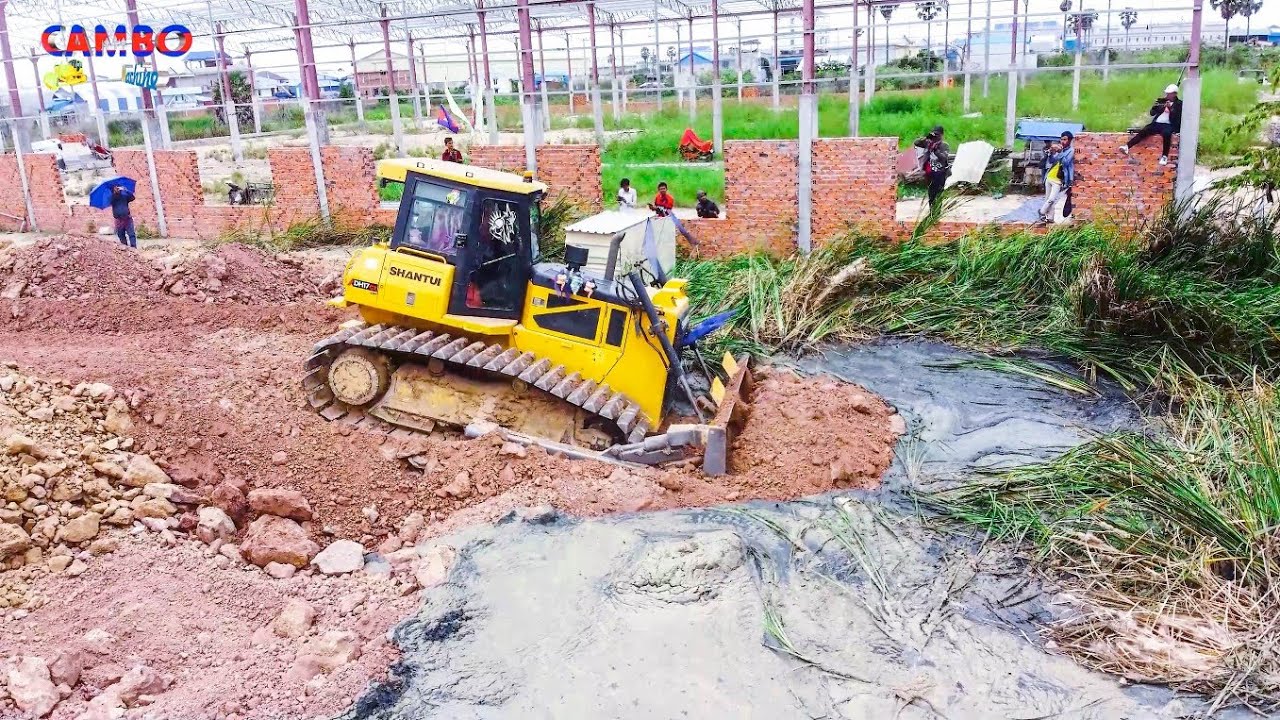 Perfectly Project Complete100% LANDFILL By Excellent Driver Skill Dozer SHANTUI DH17c2 & Dump Truck