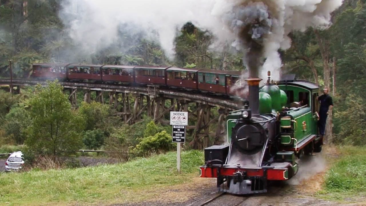 Spring in the Hills - Puffing Billy Railway: Australian Trains