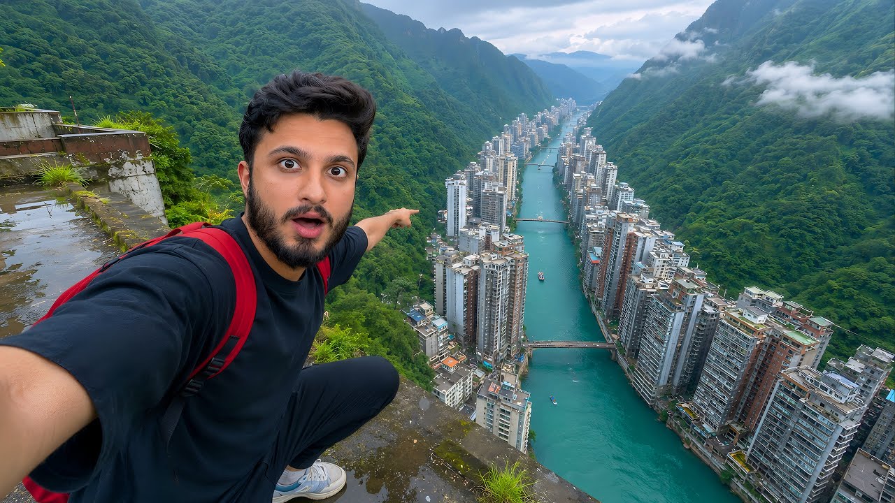 Inside World&rsquo;s Narrowest City in China 🇨🇳