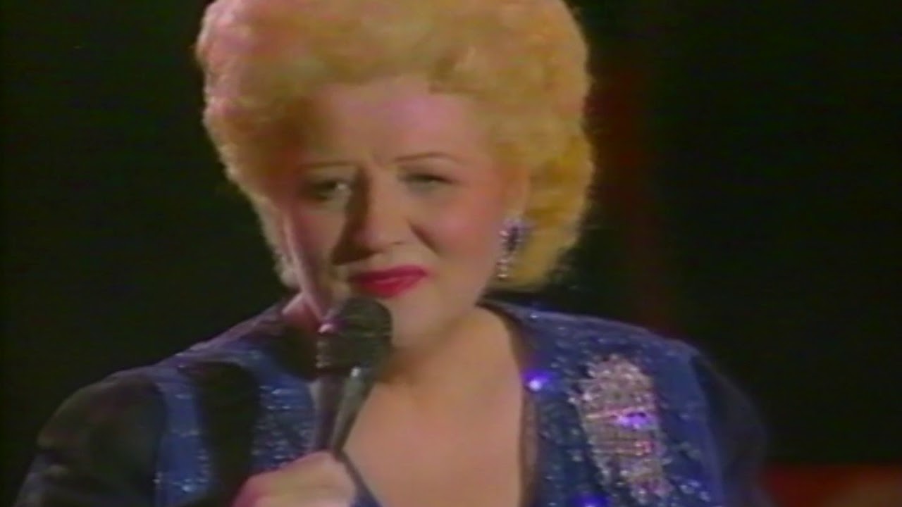 Begin the Beguine - Anne Shelton 1984