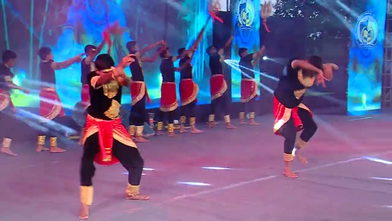 Aata Hudugatavo Dance Performance