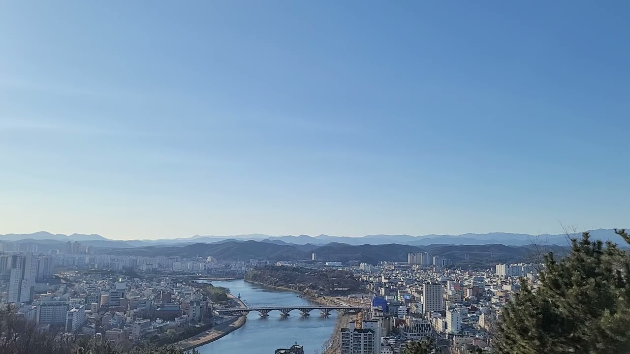 The City and River from a Mountain Deck, Healing View, Relax View, Healing and Relaxation