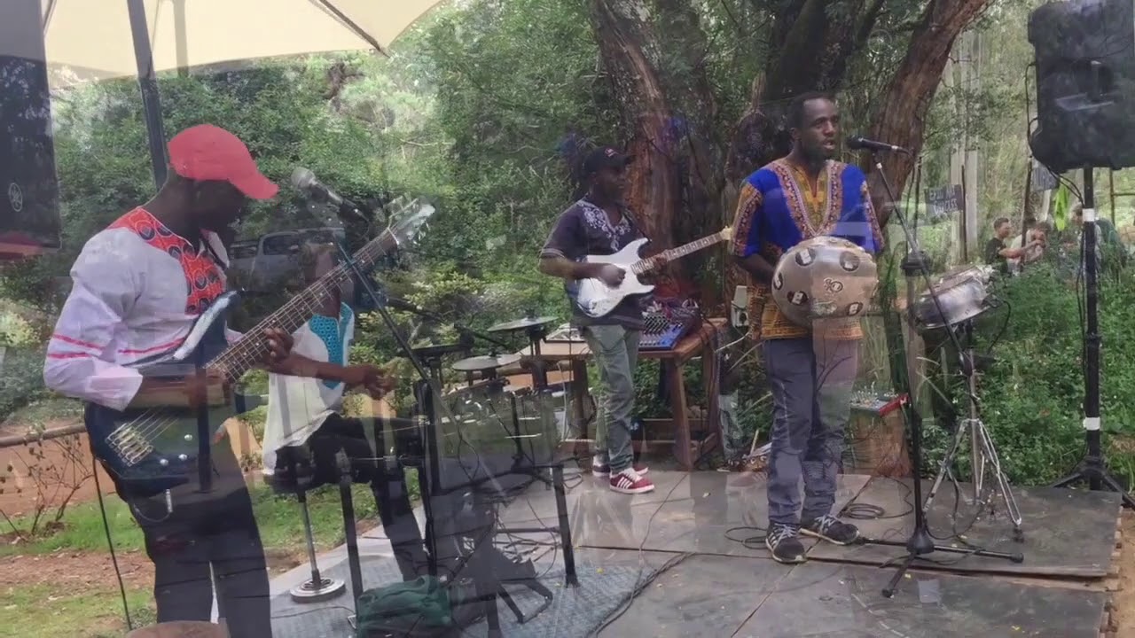Minanzi Mbira Band live