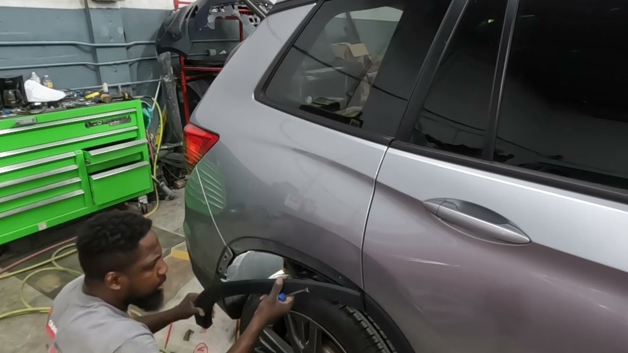2020 Honda passport how to take off the back bumper