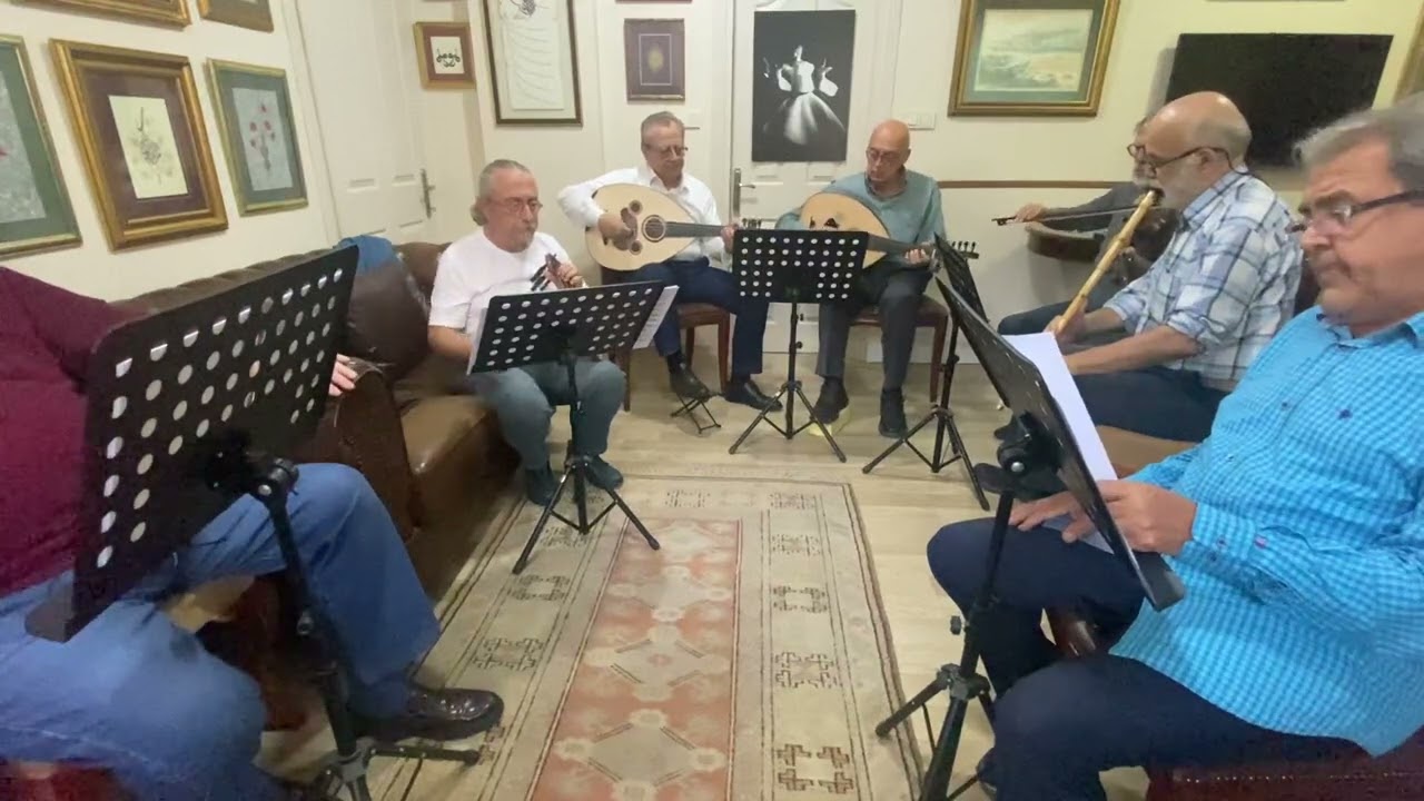 Sultaniyegah Faslından, Yaradan öyle yaratmış ki güzellikte seni, Al sazını sen sevdiceğim…