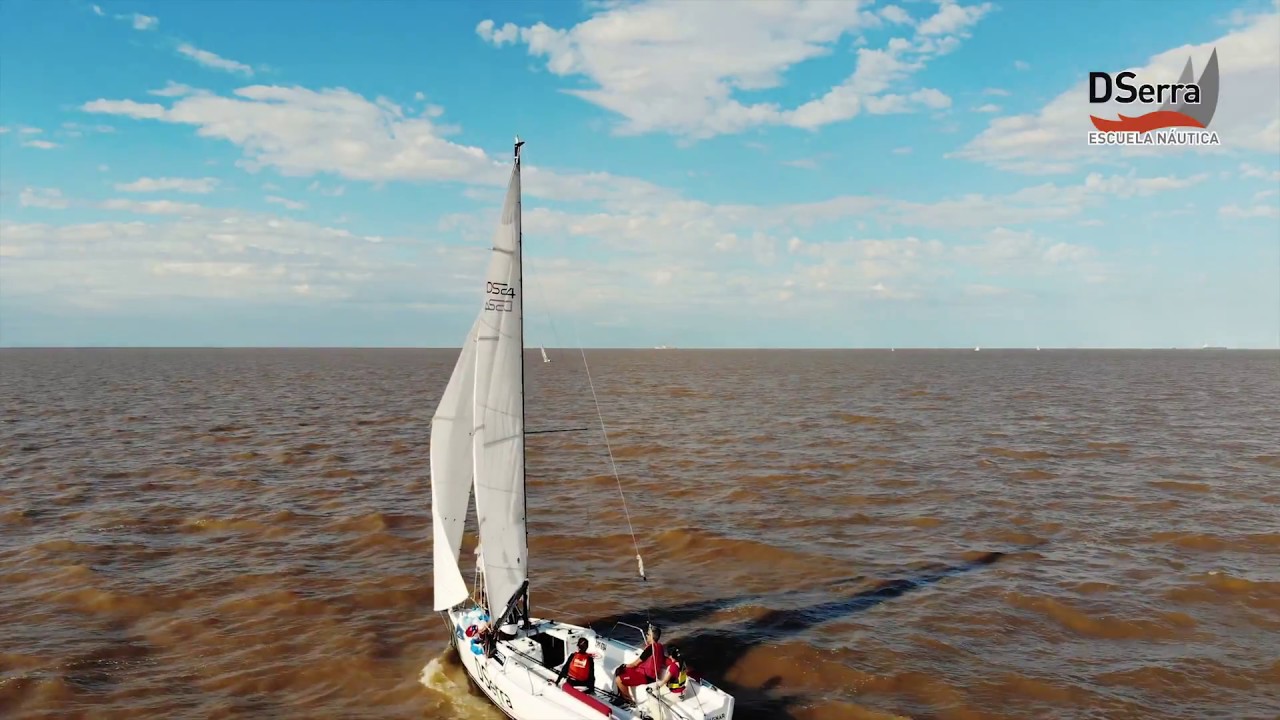 Navegando en el R&iacute;o de la Plata - Cursos N&aacute;uticos .Escuela N&aacute;utica DSerra / Daniel Serra